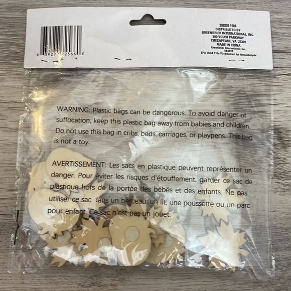 Free Crafters Square DIY Stickers Wooden Pumpkin & Leaf Do it Yourself Paint - Picture 2 of 2